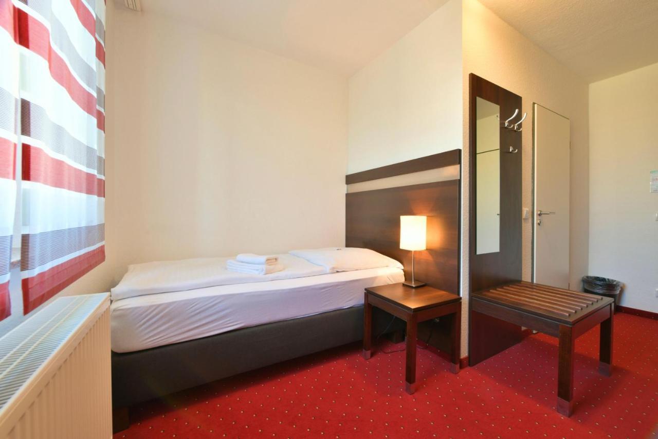 Skyhotel Merseburg Cameră foto